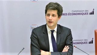Le ministre de l’Agriculture, Julien Denormandie, souhaiterait que la réforme de l’assurance récolte soit effective au 1er janvier 2023 © Sénat Le ministre de l’Agriculture, Julien Denormandie, souhaiterait que la réforme de l’assurance récolte soit effective au 1er janvier 2023 © Sénat